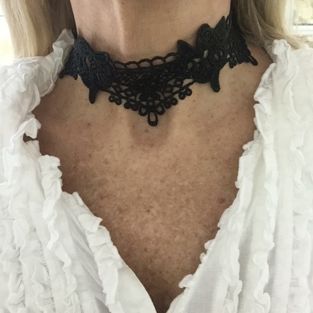 🖤Romantic black lace choker/ necklace🖤 - Picture 4 of 4